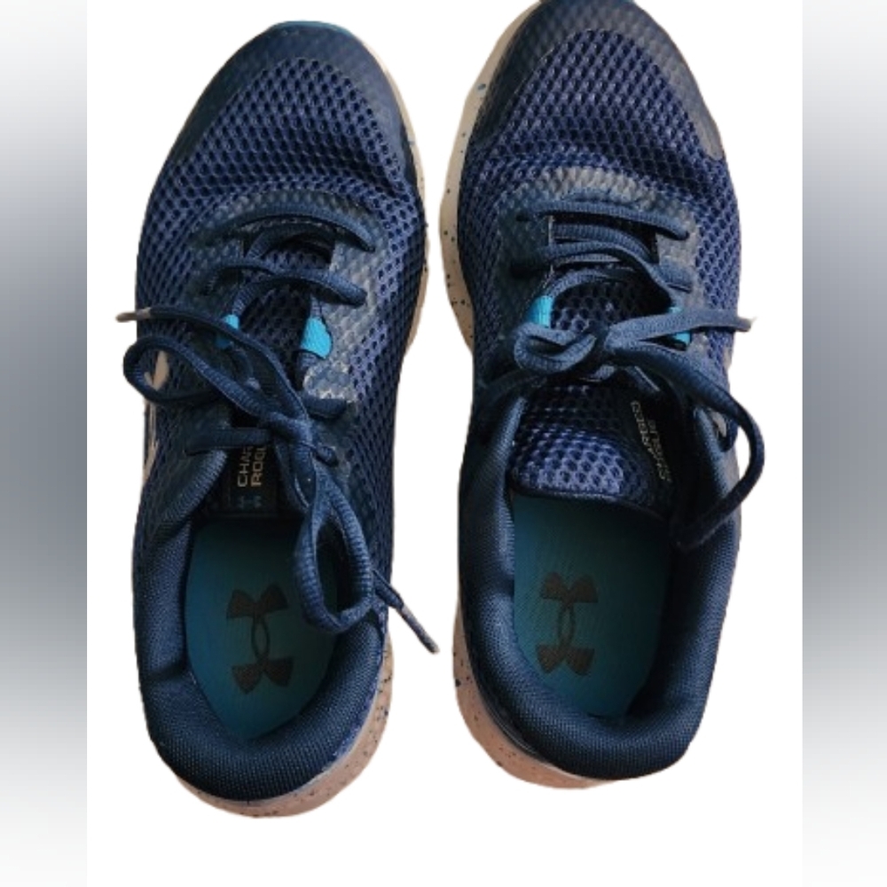 Under Armour Charged Rogue 3 Sneakers - Sz. 5.5 Y
